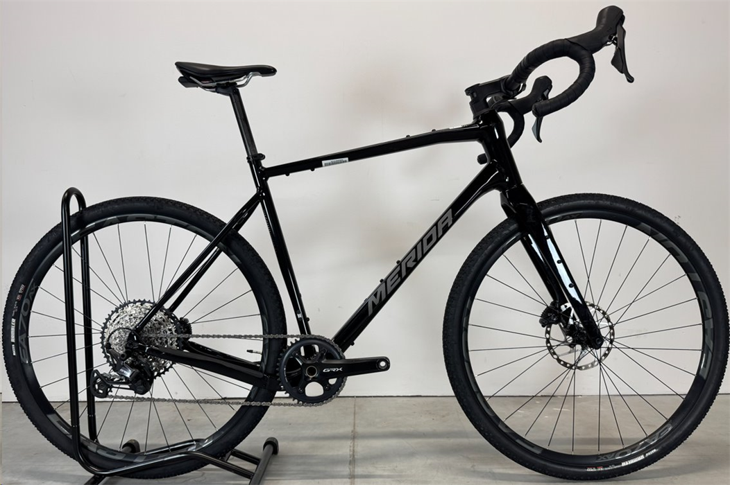 SILEX 700 Black(Grey/Titan) L - BAZAR